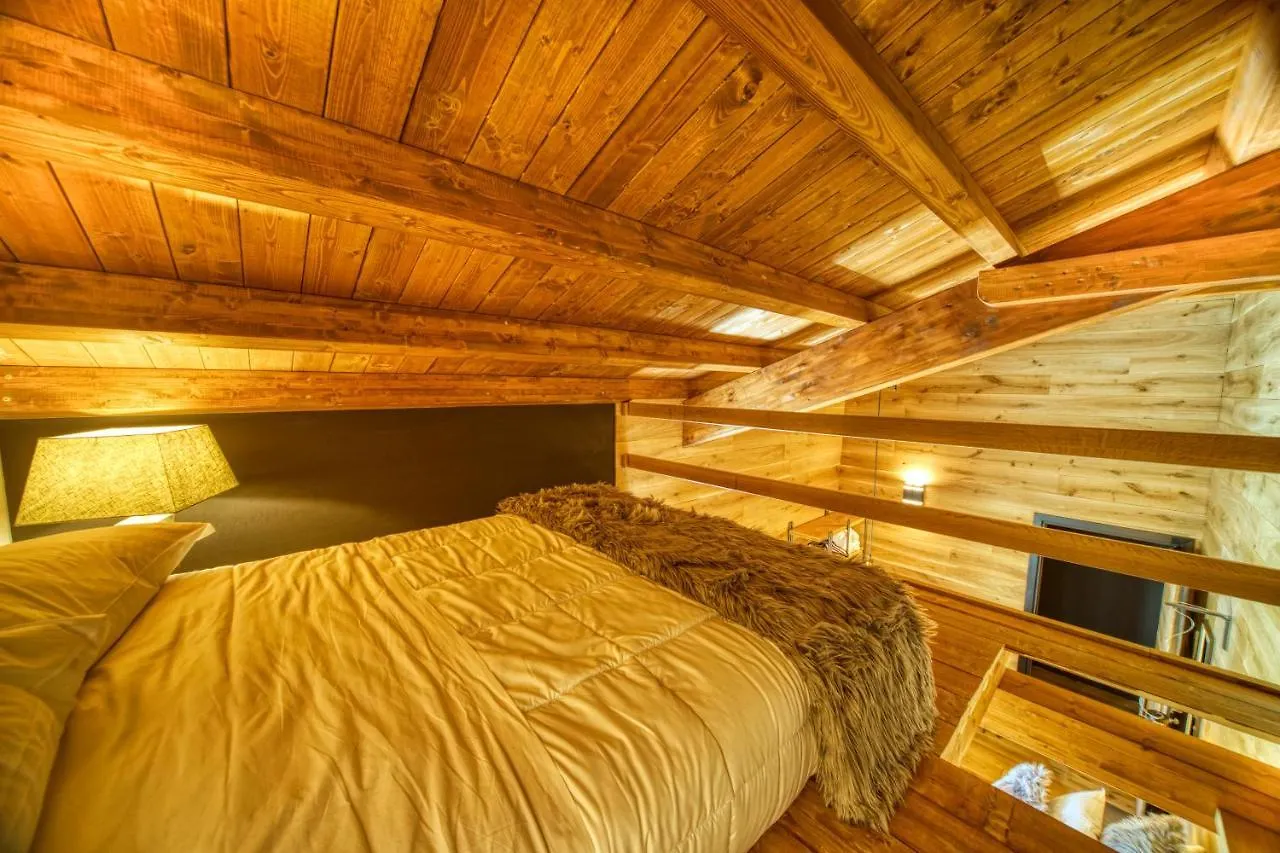 Baita Maore Luxury Rooms & Spa Làconi ゲストハウス