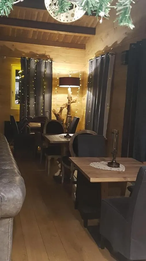 Baita Maore Luxury Rooms & Spa Làconi ゲストハウス