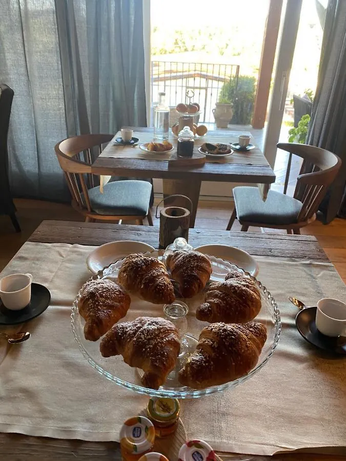 ゲストハウス Baita Maore Luxury Rooms & Spa Làconi イタリア