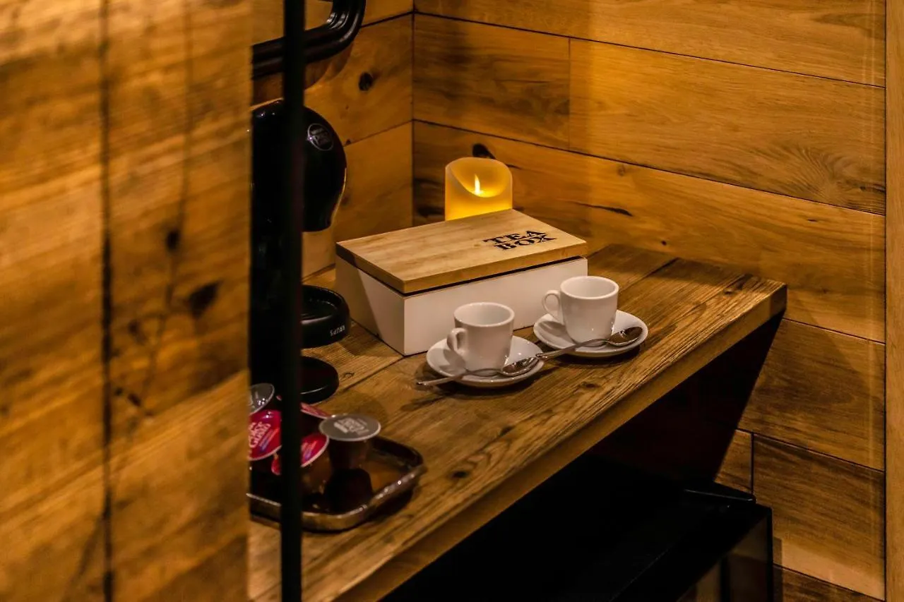 Baita Maore Luxury Rooms & Spa Làconi ゲストハウス